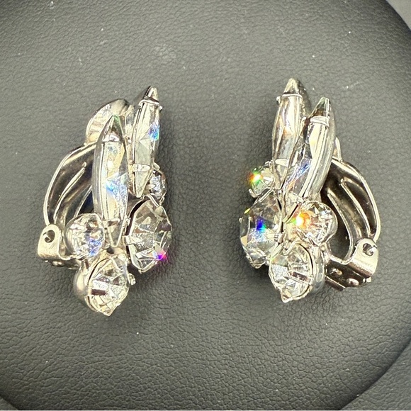 Sparkling Ice Crystal Cluster Earrings Signed Keyes - Clip On - Picture 3 of 17